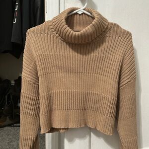 Knitted cropped Long sleeve thick material